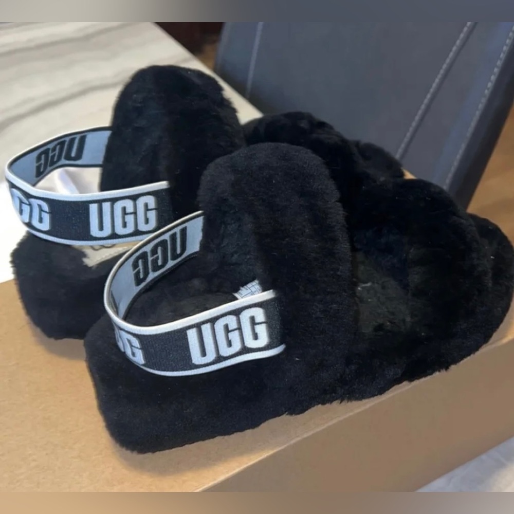 UGG Oh Yeah Slide